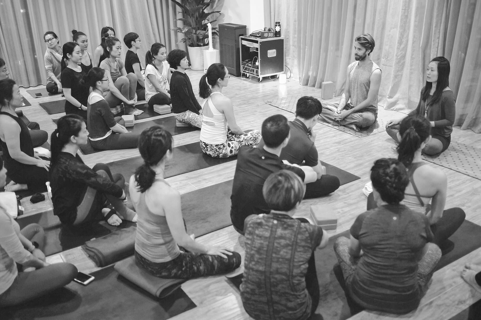 Jason Bowman leading yoga teacher training in San Francisco